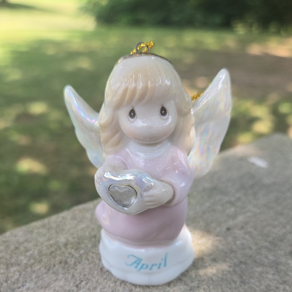 Precious Moments August Birthstone Angel Porcelain Figurine Enesco 1997